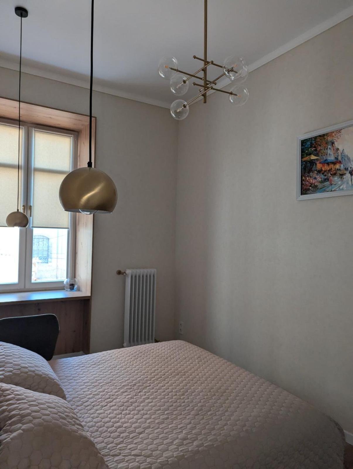 V.I.P Apartments Dominikanos Lviv Exteriör bild